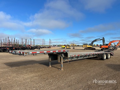 1989 Univision 48 ft T/A Step Deck Trailer