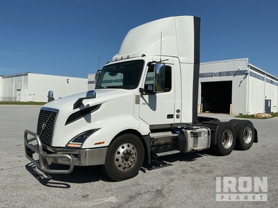2020 Volvo VNL 300 6x4 Cabina per trattore stradale