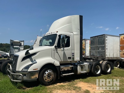 2020 Volvo VNL 300 6x4 Cabina per trattore stradale