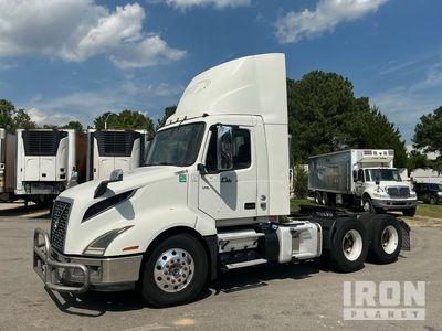 2020 Volvo VNL 300 6x4 Cabina per trattore stradale