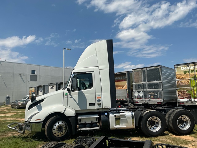 2020 Volvo VNL 300 6x4 T/A Day Cab Truck Tractor