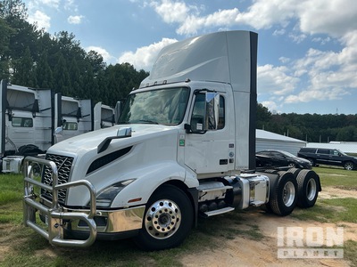 2020 Volvo VNL 300 6x4 Cabina per trattore stradale
