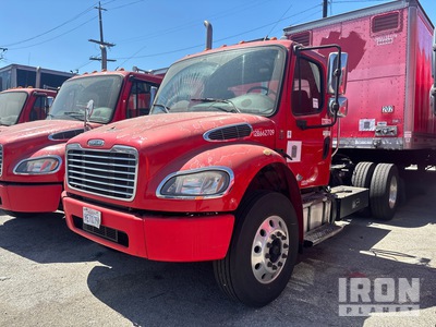2012 Freightliner M2 Hybrid 4x2 Tracteur routier