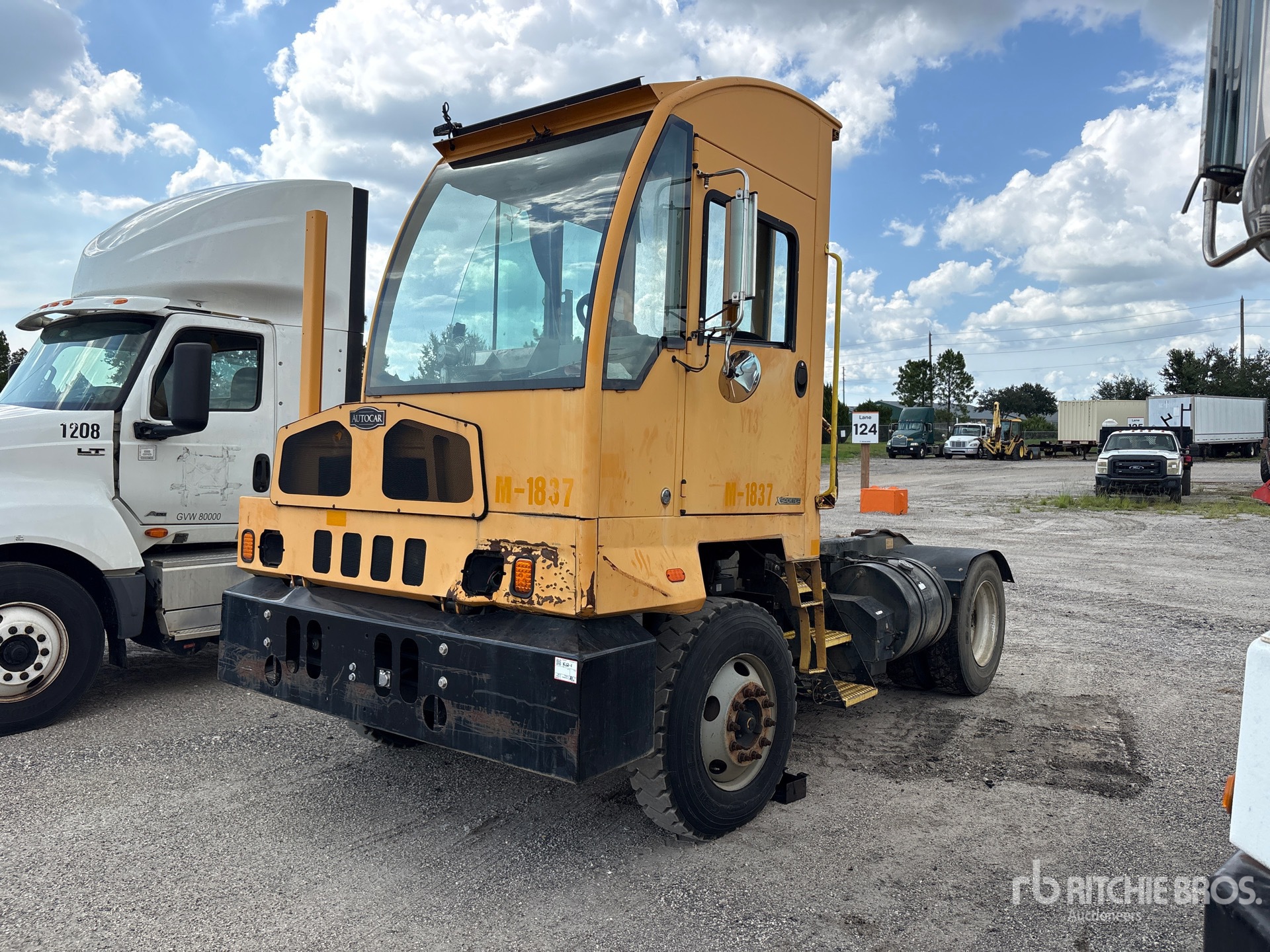 2017 Autocar LLC X 4x2 Spotter Truck (Inoperable)