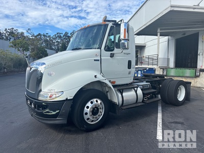 2013 International 8600 4x2 Day Cab Truck Tractor