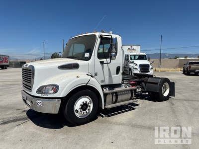 2014 Freightliner M2 112 4x2 تراكتور شاحنة (أحادي المحور)
