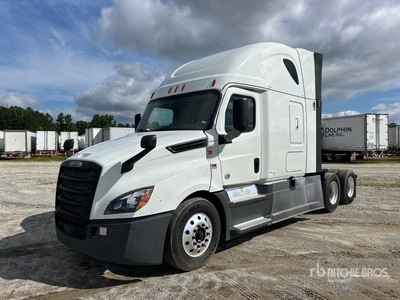 2019 Freightliner Cascadia 126 6x4 T/A Sleeper Truck Tractor