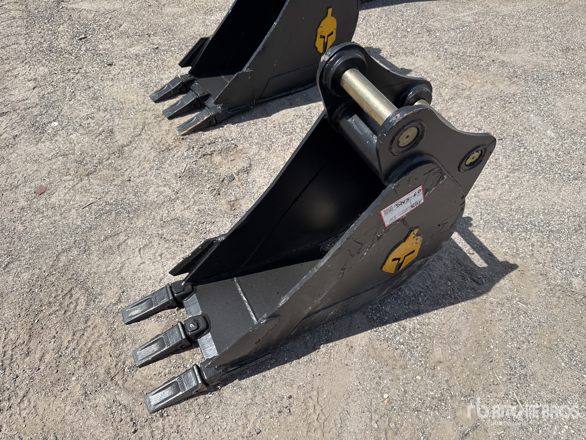 Trojan 50CL 12 in Digging Excavator Bucket - Fits 45 mm Cat 305, 305.5 Komatsu PC45/50/55 Hyundai R55, Hitachi/Deere 50D/G Case, New Holland, Kobelco SK50 Bobcat E50/341/337 (Unused)