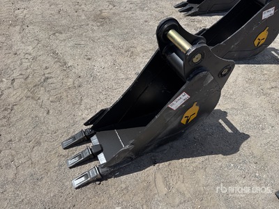 Trojan 50CL 12 in Digging Excavator Bucket - Fits 45 mm Cat 305, 305.5 Komatsu PC45/50/55 Hyundai R55, Hitachi/Deere 50D/G Case, New Holland, Kobelco SK50 Bobcat E50/341/337 (Unused)