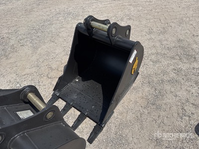 Trojan 50CL 24 in Digging Excavator Bucket - Fits 45 mm Cat 305, 305.5 Komatsu PC45/50/55 Hyundai R55, Hitachi/Deere 50D/G Case, New Holland, Kobelco SK50 Bobcat E50/341/337 (Unused)