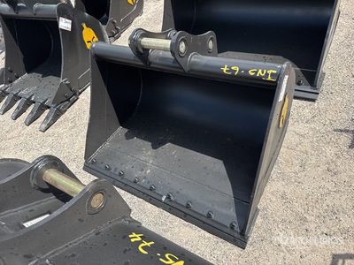 Trojan 50CL 42 in Cleanup Excavator Bucket - Fits 45 mm Cat 305, 305.5 Komatsu PC45/50/55 Hyundai R55, Hitachi/Deere 50D/G Case, New Holland, Kobelco SK50 Bobcat E50/341/337 (Unused)
