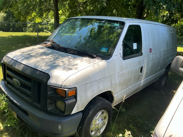 2014 Ford E-Series Cargo Van (Inoperable)