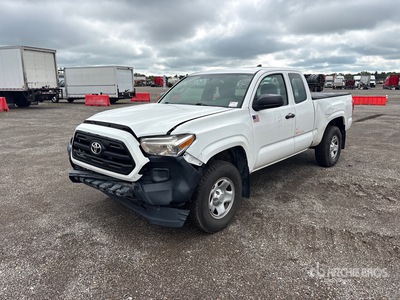 2017 Toyota Tacoma 4x4 Extended Cab Pickup