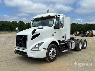 2021 Volvo VNR 6x4 T/A Day Cab Truck Tractor