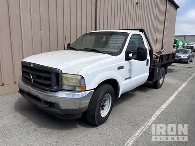 2002 Ford F-250 XL 4x2 Ciężarówka z płaską platformą