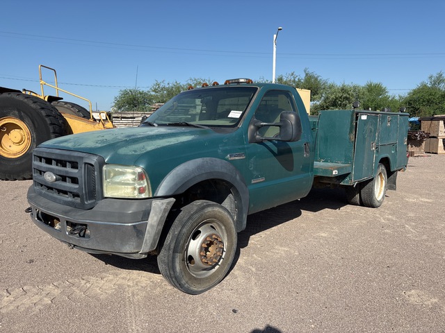 2006 Ford F-450 XL 4x2 Utility Truck 2006 Ford F-450 XL 4x2 Utility Truck