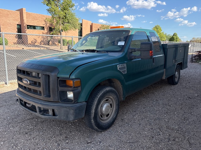 2009 Ford F-250 XL 4x2 Extended Cab Utility Truck 2009 Ford F-250 XL 4x2 Extended Cab Utility Truck