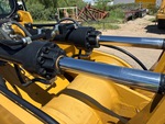 Hydraulics with Bucket Tilt Cylinders