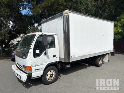 1998 Isuzu NPR 4x2 Furgoneta caja cerrada