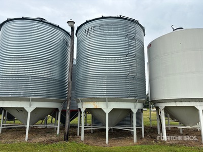Westeel +/- 2400 bu 4 Ring Hopper Grain Bin