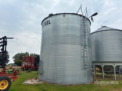 Westeel +/- 6300 bu 7 Ring . Grain Bin
