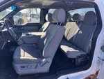 Cab with Seats/armrests