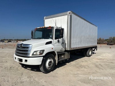 2017 Hino 268 4x2 Van Truck