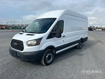 2017 Ford Transit 250 バン