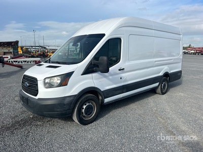 2017 Ford Transit 250 バン