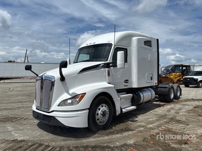 2022 Kenworth T680 6x4 T/A Sleeper Truck Tractor