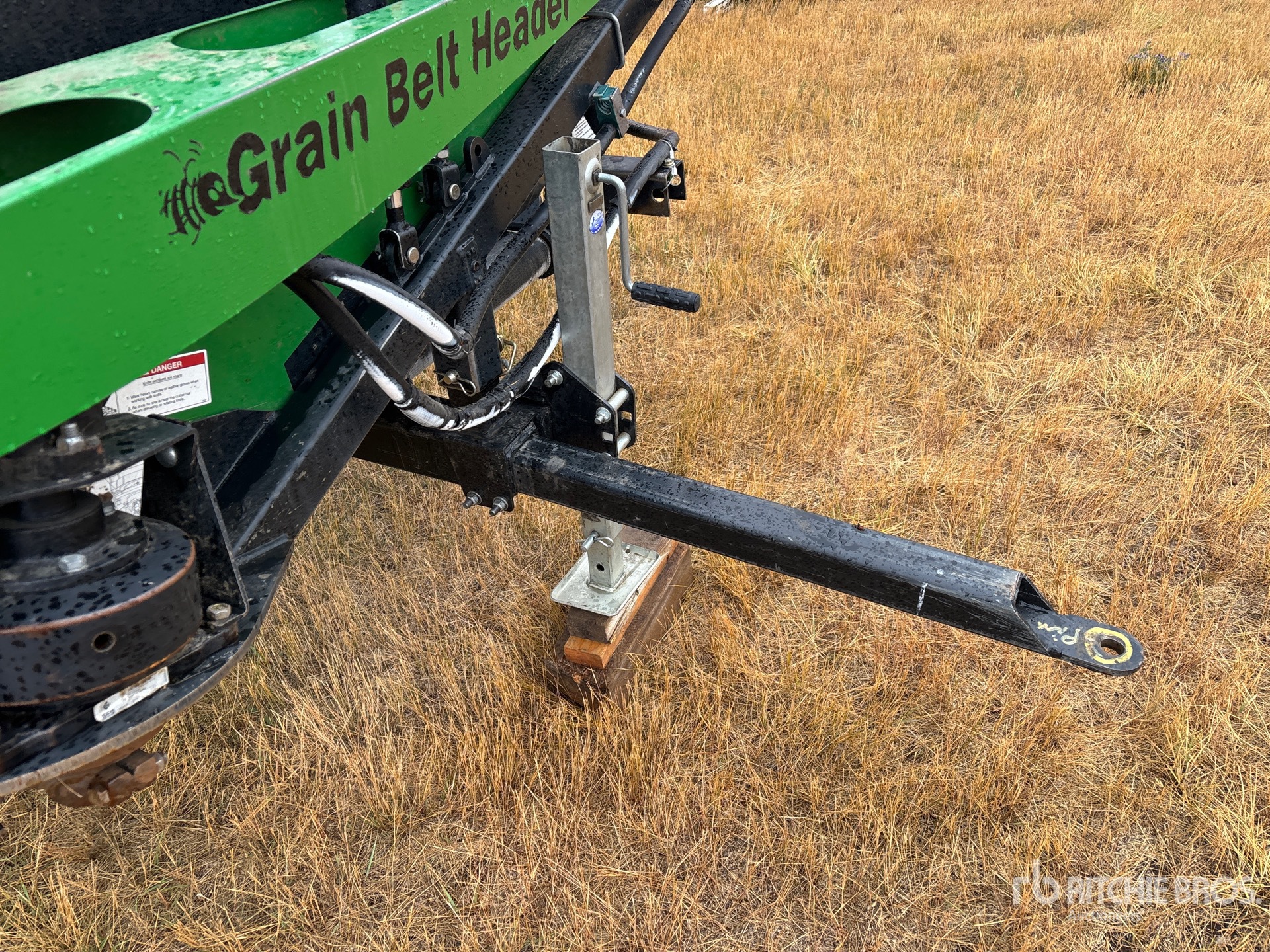Honey Bee SP30 30 ft Combine Header