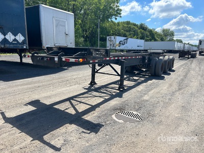 1997 Artisan 20 ft Tri/A Lead Container Trailer