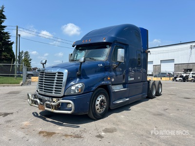 2017 Freightliner Cascadia 125 6x4 T/A Sleeper Truck Tractor