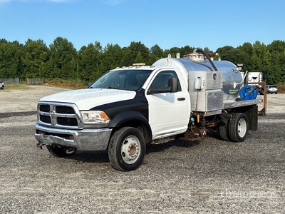 Dodge 5500 Camion citerne à eau