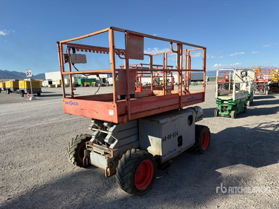 2006 Skyjack SJ6826 RT Scissor Lift