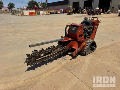 2022 Ditch Witch C24X Walk Behind جرافة الحفر