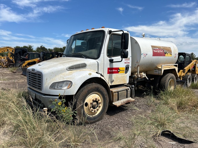 2019 Freightliner M2 106 2000 gal 4x2 Water Truck (Inoperable)