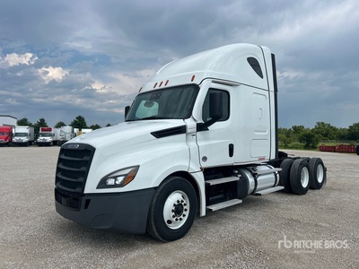 2023 Freightliner Cascadia 126 6x4 T/A Sleeper Truck Tractor