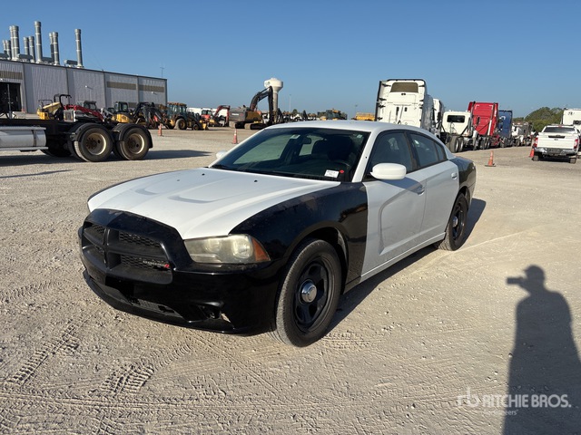 2C3CDXAG1EH121181 2014 photo no. 1