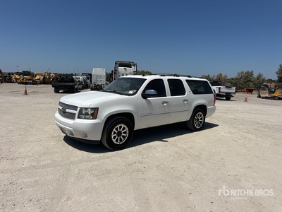 2013 Chevrolet Suburban LTZ 2WD SUV