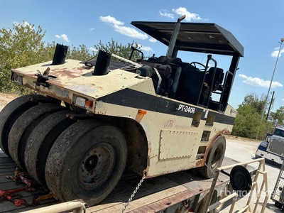 1989 Ingersoll Rand PT240R Pneumatic Roller