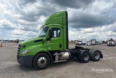 2023 Freightliner Cascadia 116 6x4 T/A Day Cab Truck Tractor
