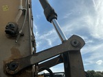 Hydraulics with Bucket Cylinder