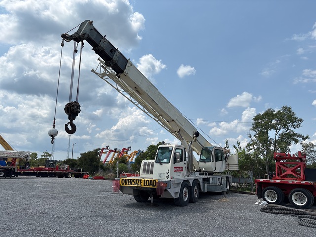 2001 Terex T560 60 ton 8x4 Hydraulic Truck Crane 2001 Terex T560 60 ton 8x4 Hydraulic Truck Crane