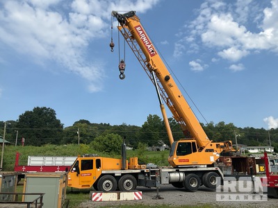 2007 Link-Belt HTC-8690 90 ton 8x4 90 Ton Hydraulic Truck Crane