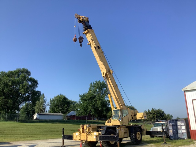 1989 Grove RT-740B 40 ton 4x4x4 Rough Terrain Crane 1989 Grove RT-740B 40 ton 4x4x4 Rough Terrain Crane