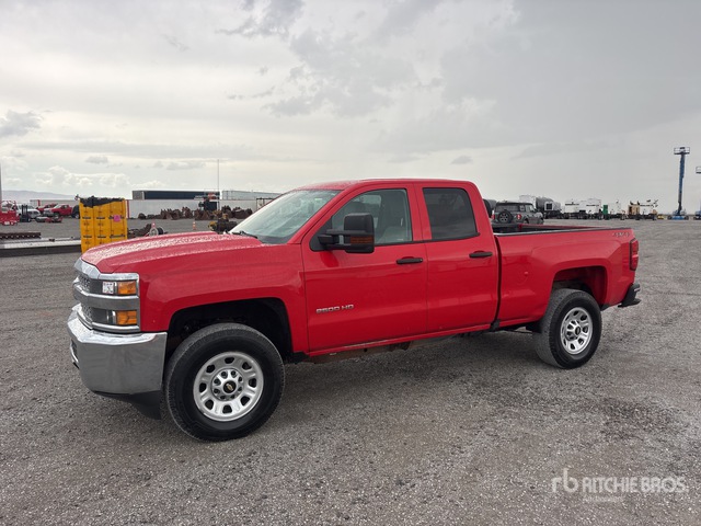 2019 Chevrolet Silverado 2500 HD 4x4 Extended Cab Pickup