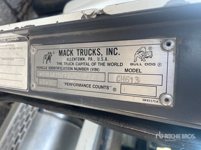 1997 Mack CH613 Cabine et châssis