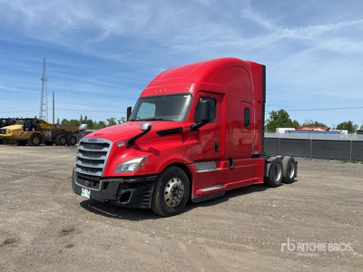 2020 Freightliner Cascadia 126 6x4 T/A Sleeper Truck Tractor