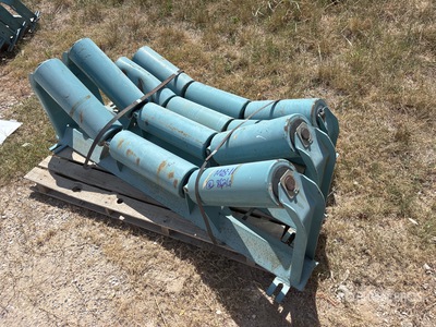 Quantity of (4) Conveyor Rollers Divers. Equipement pour granulat